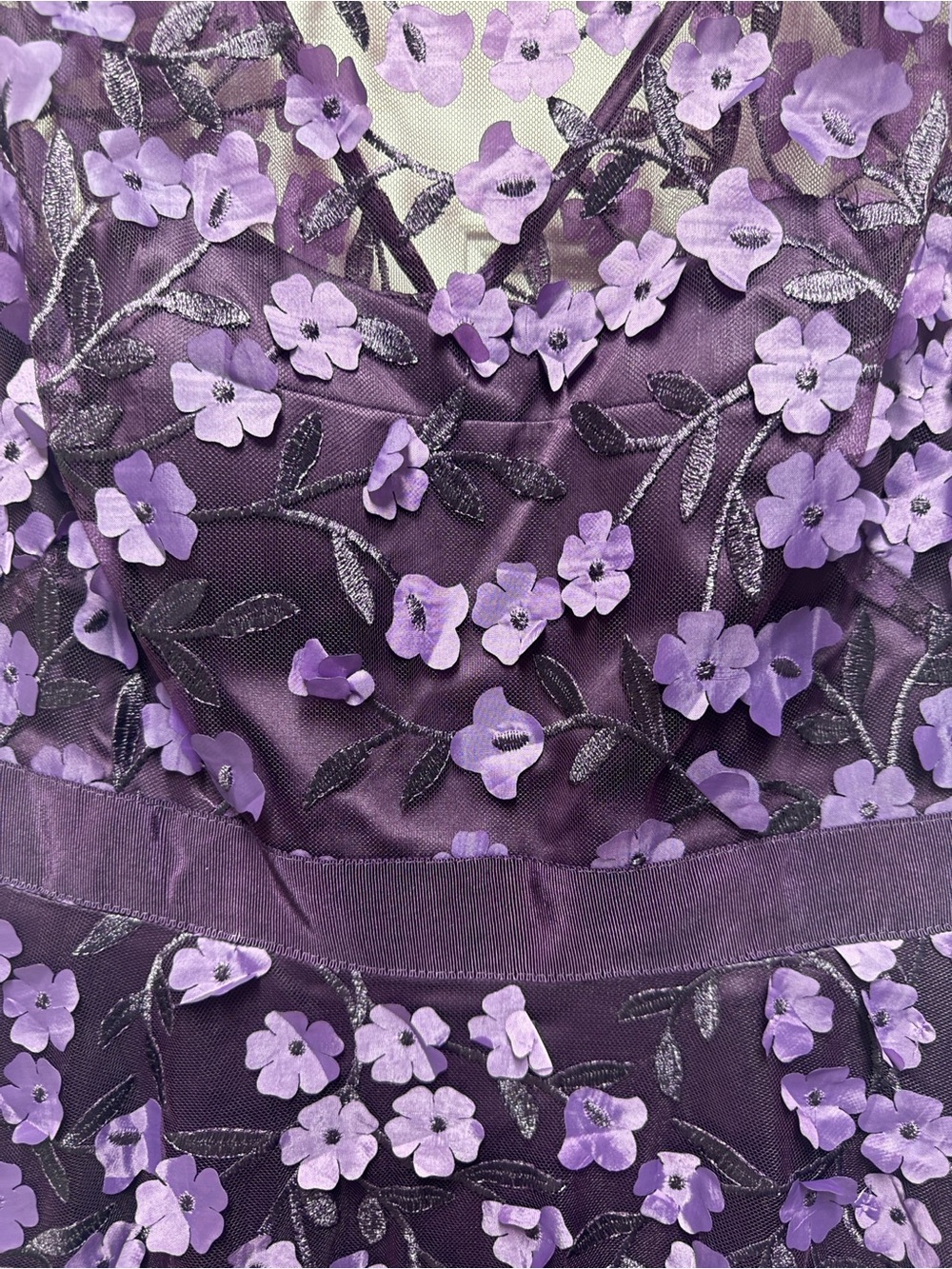NEW Eliza J Women's 3D Floral Sleeveless Tiered A-Line Gown Plum Purple. Sz 6. - Picture 8 of 9